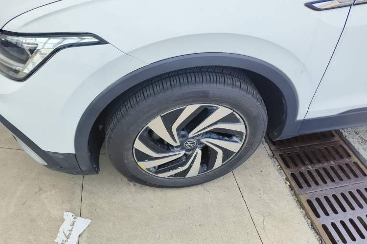 Used Volkswagen Tiguan L 2023 330TSI Automatic Two-Wheel Drive Comfort Edition
