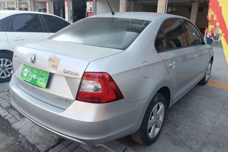 Used Skoda Rapid 2015 1.6L Automatic Smart Selection Model