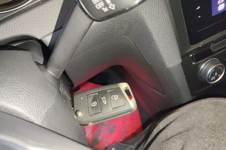 Used Volkswagen Golf 2019 280TSI DSG Comfort Version China VI Standard
