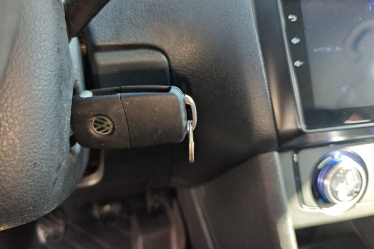 Used Volkswagen Polo 2016 1.4L Manual Fashion Model