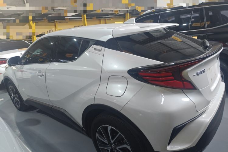 Used Toyota IZOA 2021 2.0L Yichi Version