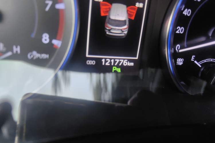 Used Toyota Highlander 2018 2.0T Four-Wheel Drive Prestige Version 7 Seats China VI Standard
