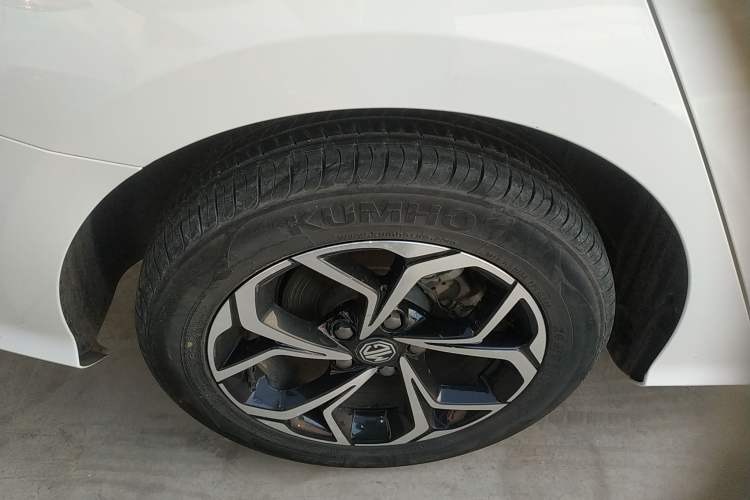 Used MG 5 2022 180 DVVT CVT Youth Style Edition
