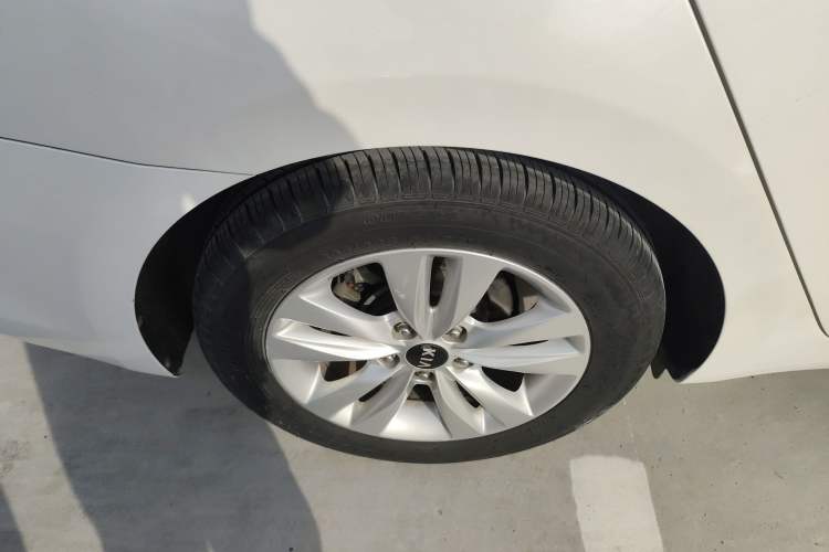 Used Kia K4 2014 1.8L Automatic GLS
