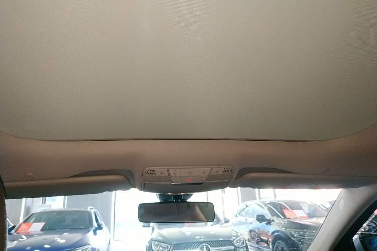 Used Mercedes-Benz E-Class 2023 E 260 L
