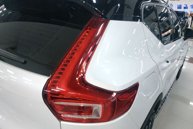 Used Volvo XC40 2021 T4 Four-Wheel Drive Smart & Sporty Edition
