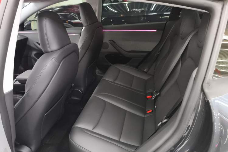 Used Tesla Model 3 2025 Rear-Wheel-Drive Version
