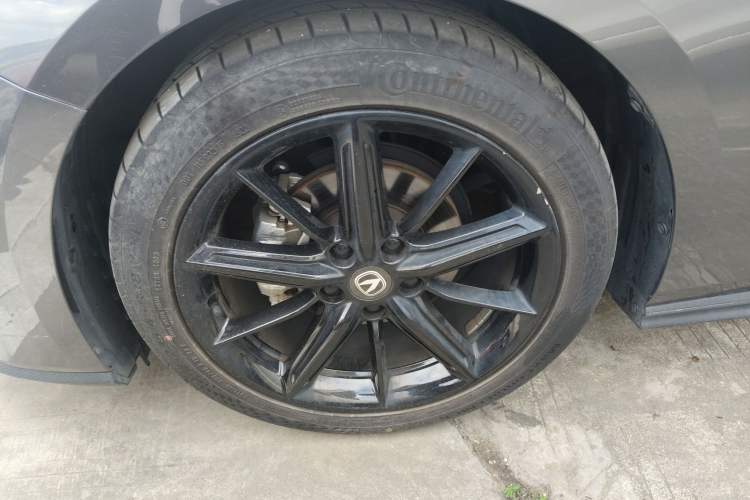 Used Changan UNI-V 2022 1.5T Prestige Version
