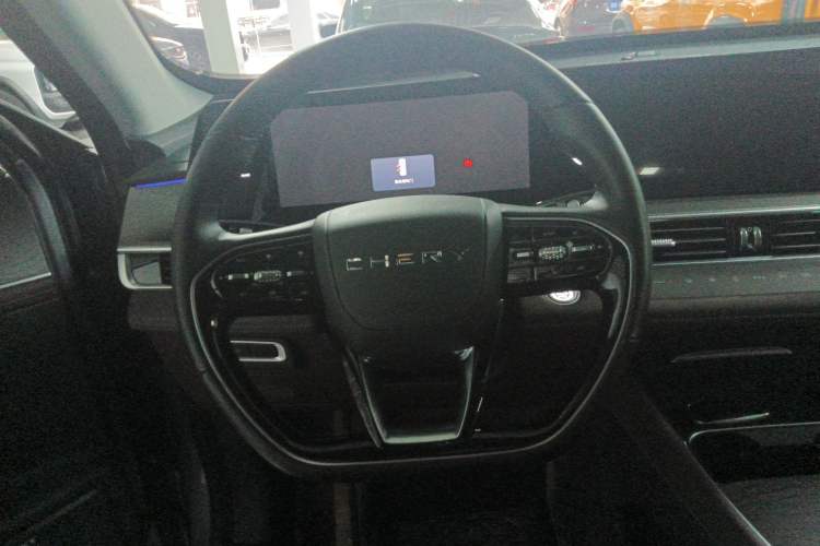 Used Chery Tiggo 8 PRO 2024 Champion Edition 290T Two-Wheel Drive Peak Version 7 Seats
