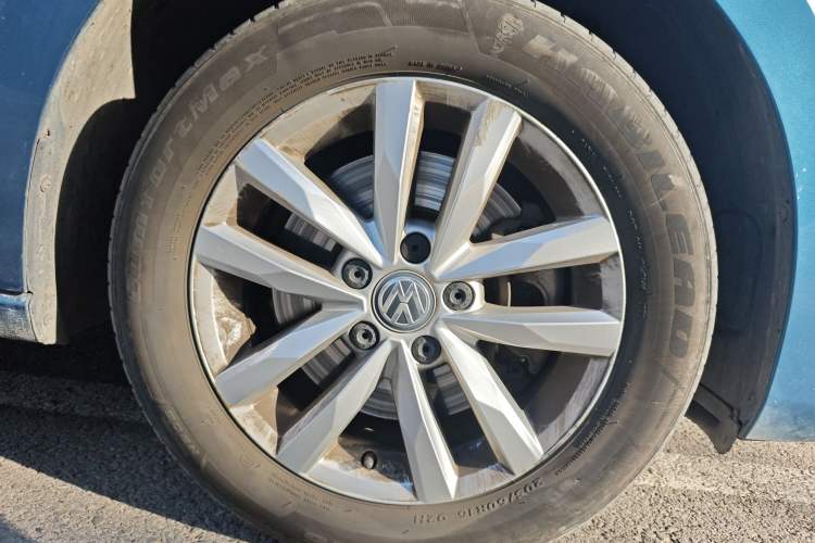 Used Volkswagen Touran 2016 Volkswagen Touran L 280TSI DSG Comfort Edition
