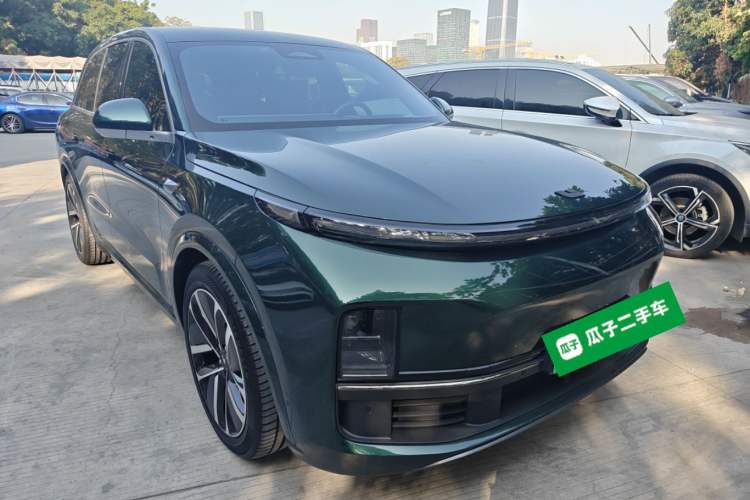 Used Li Auto L8 2023 Pro Model
