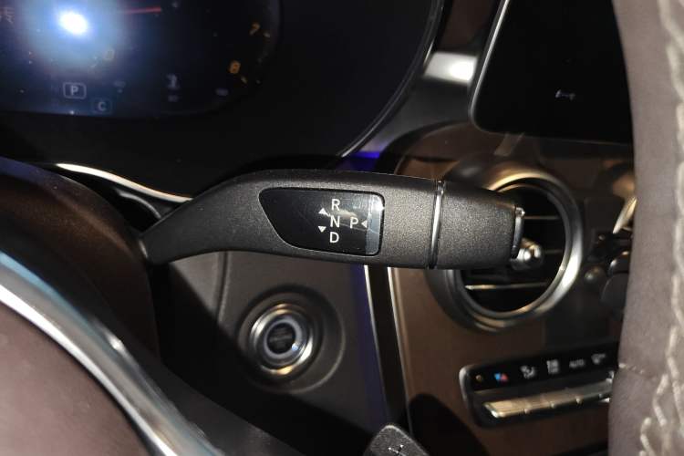 Used Mercedes-Benz GLC 2020 GLC 300 L 4MATIC Dynamic Edition
