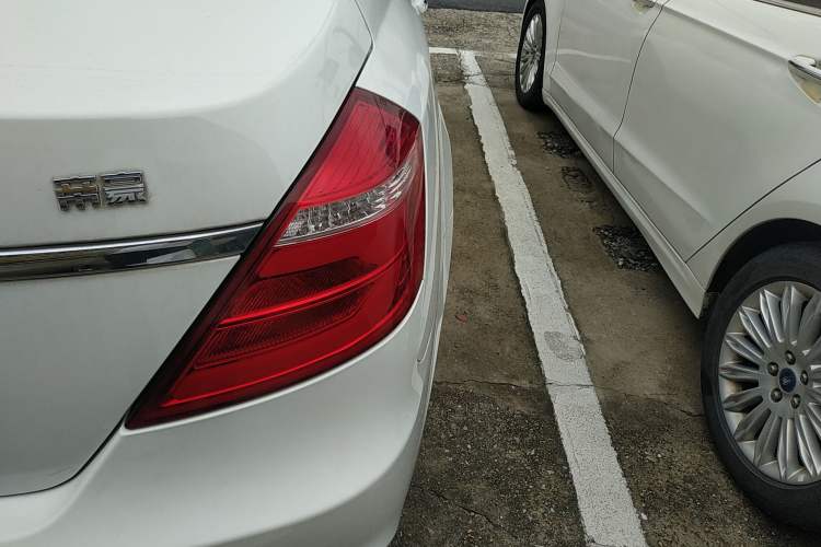 Used Geely Auto Emgrand 2017 Sedan Million Edition 1.5L CVT Upward Version
