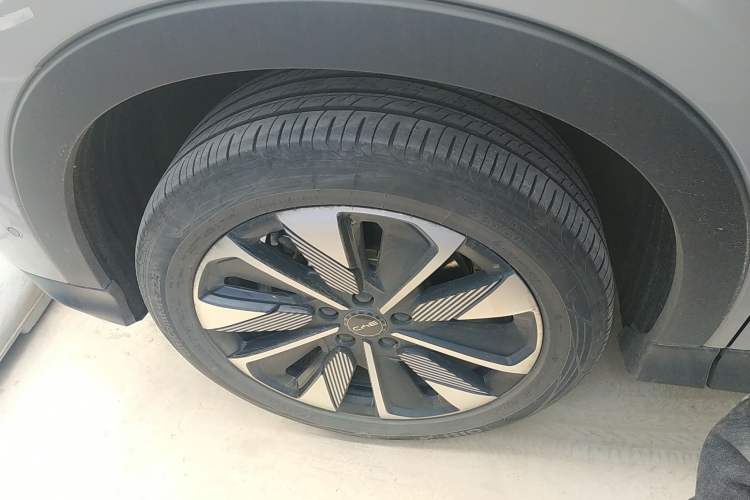 Used BYD Song PLUS New Energy 2025 EV Intelligent Driving Version 520km Premium Model
