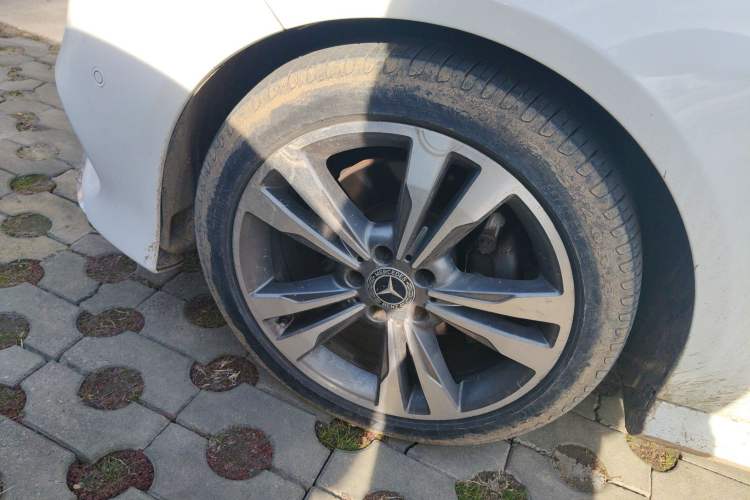 Used Mercedes-Benz E-Class 2015 Revised E 260 L
