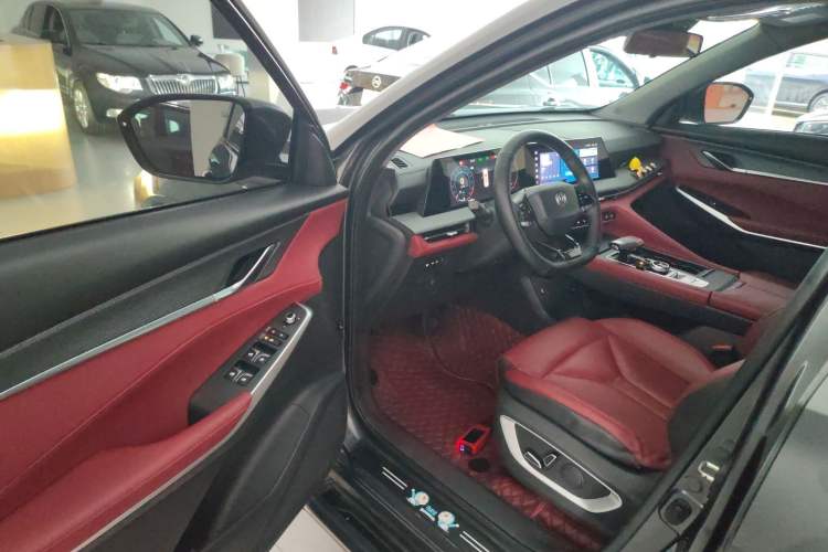 Used Changan CS75 PLUS 2022 2nd Generation 1.5T Automatic Prestige Version
