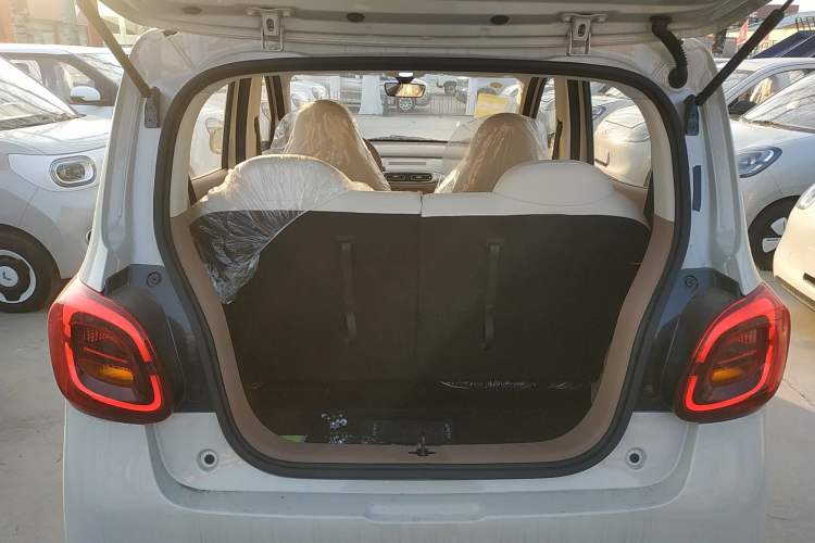 Used Wuling Hongguang MINIEV 2025 Four-Door Version Advanced Edition
