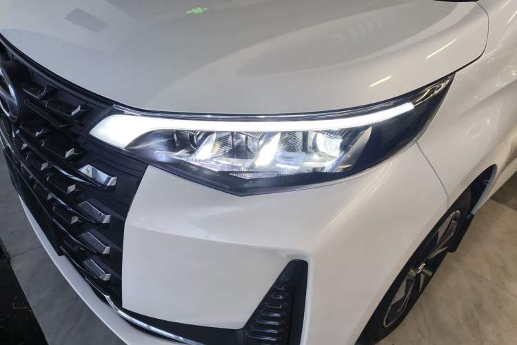 Used GAC Trumpchi M6 2023 PRO 270T DCT Luxury Edition
