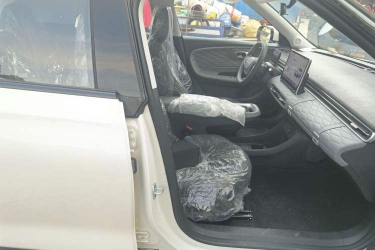 Used Dongfeng NAMMI 01 2024 New Edition 330 Plus Smart+
