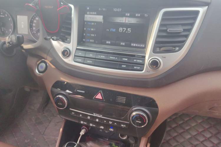 Used Hyundai Tucson 2015 1.6T Dual-Clutch Two-Wheel-Drive Smart Model