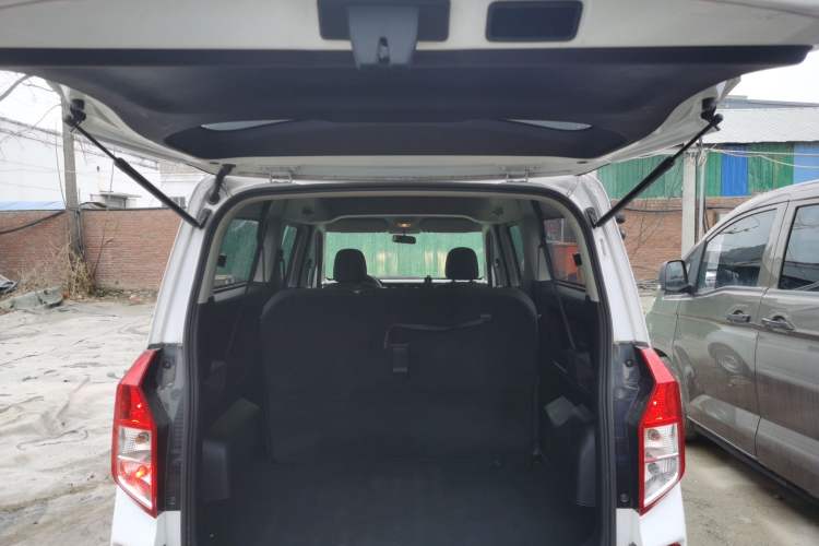 Used Wuling Zhengcheng 2021 1.5T Manual Comfort Version
