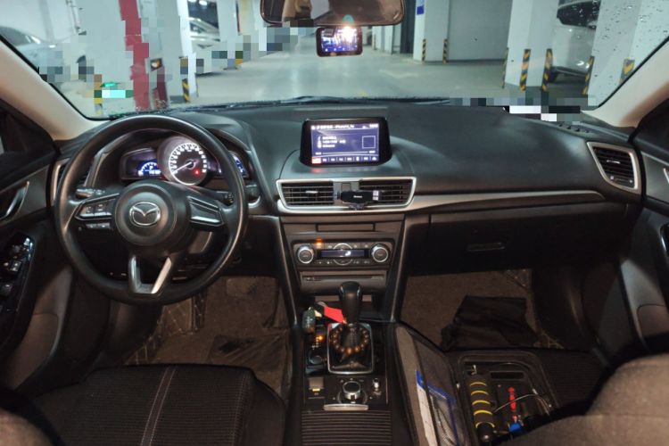 Used Mazda Mazda 3 Axela 2017 Hatchback 1.5L Automatic Luxury Model Emission Standard China V