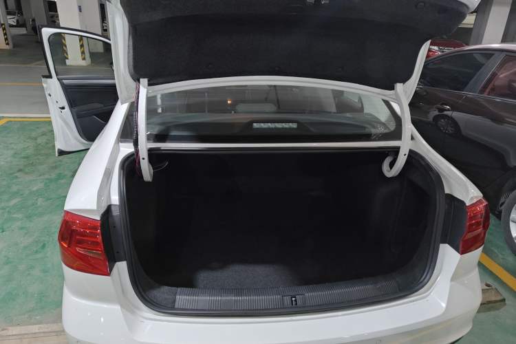 Used Volkswagen Bora 2019 Facelift Bora·Legend 1.5L Automatic Fashion Edition China VI Standard
