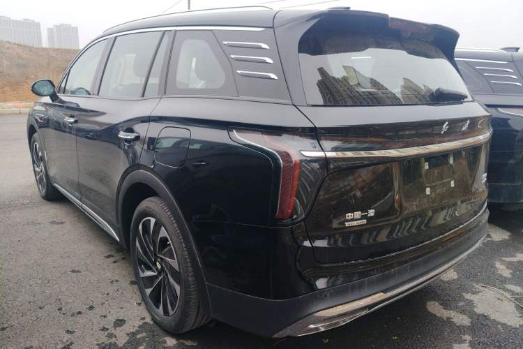 Used Hongqi HS7 PHEV 2024 2.0T PHEV Four-Wheel Drive Flagship Edition 6 Seats