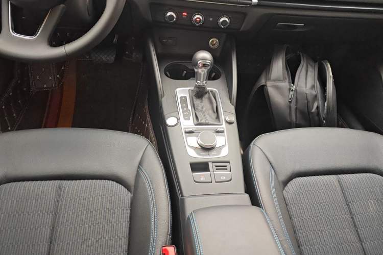 Used Audi A3 2020 Limousine 35 TFSI Fashion Edition China VI Emission Standard
