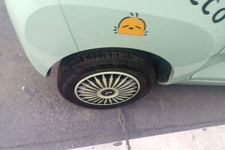 Used Wuling Hongguang MINIEV 2021 Macaron Fashion Model Lithium Iron Phosphate