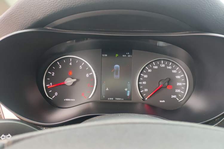 Used BYD Song MAX 2019 1.5T Automatic Smart Connect Ruiyi Sunroof Model 7 Seats China VI Standard
