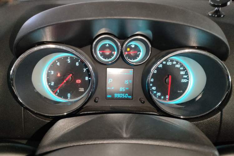 Used Changan CS35 2015 1.6L Automatic Prestige Model China IV Standard
