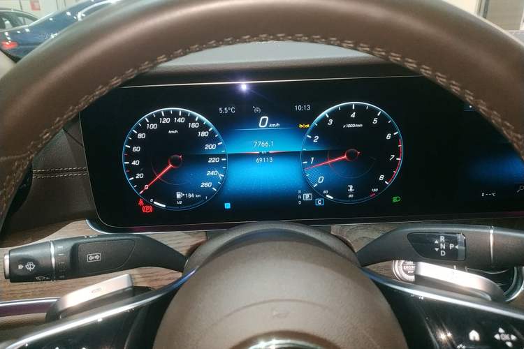 Used Mercedes-Benz E-Class 2023 Updated E 300 L Fashion Edition
