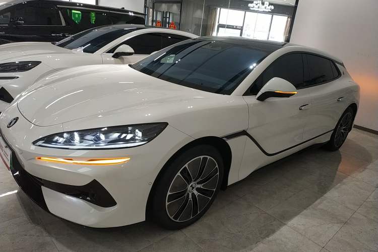 Used Denza Z9GT 2024 1100 Four-Wheel Drive Max Edition
