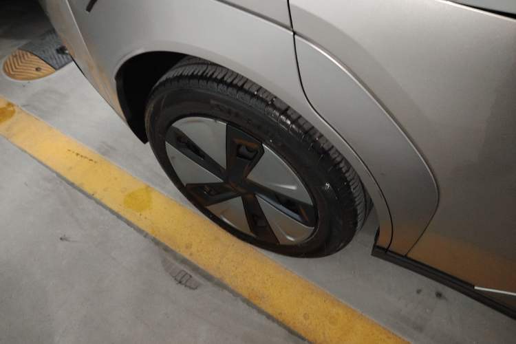 Used AION Y 2023 Younger
