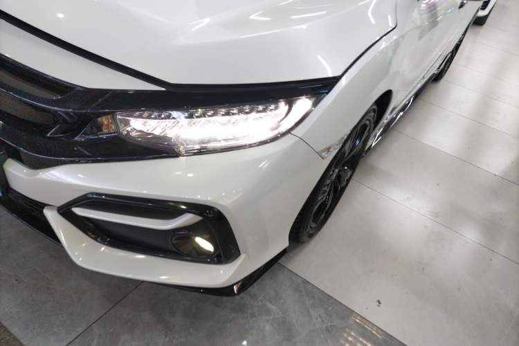 Used Honda Civic 2021 HATCHBACK 220TURBO CVT Trendy Cool Edition