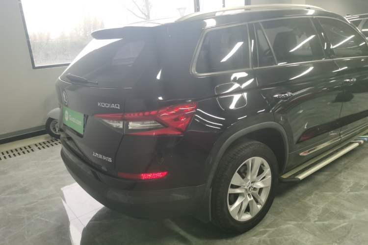Used Skoda Kodiaq 2018 TSI330 5-Seater Two-Wheel-Drive Luxury Edition
