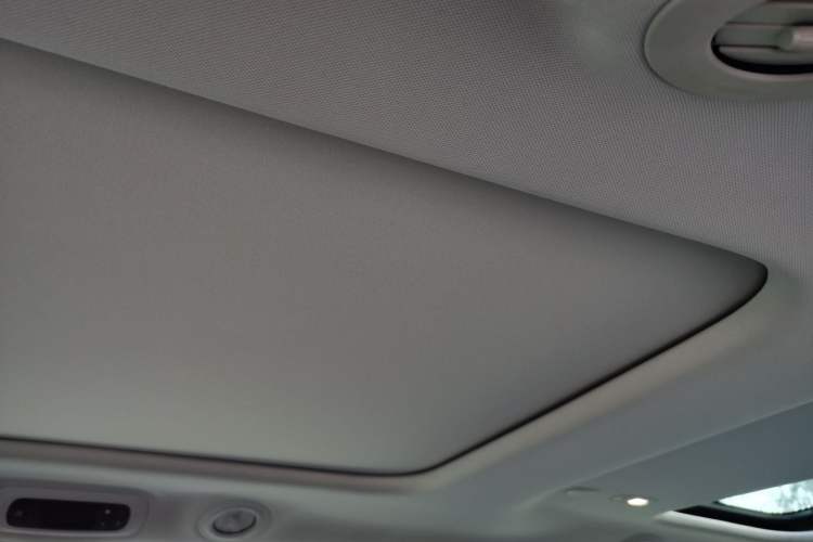 Used Chrysler Grand Voyager 2017 3.6L Premium Edition
