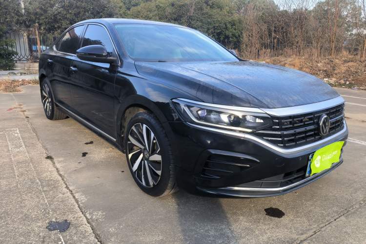 Used Volkswagen Passat 2023 330TSI Elite Edition
