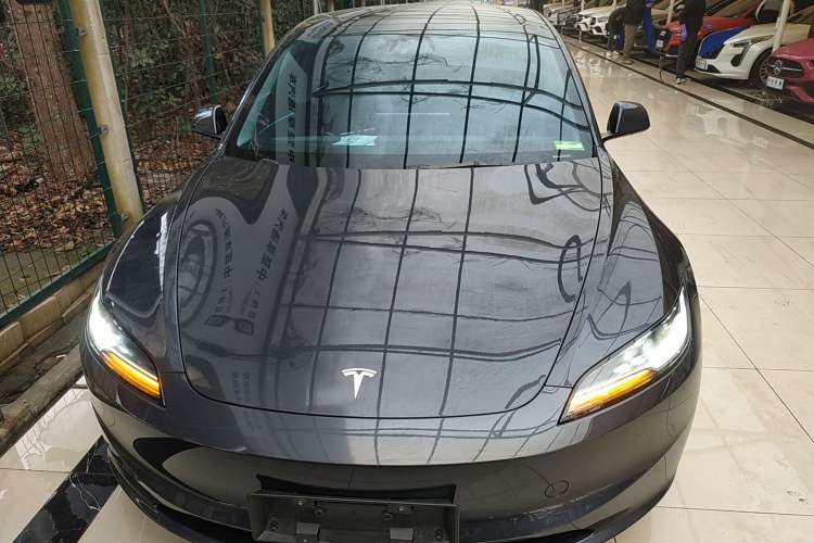 Used Tesla Model 3 2023 Rear-Wheel-Drive Version
