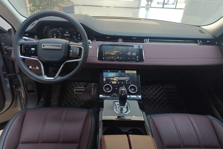 Used Land Rover Range Rover Evoque 2022 Facelifted Aurora L 249 PS R-Dynamic Luxury Edition