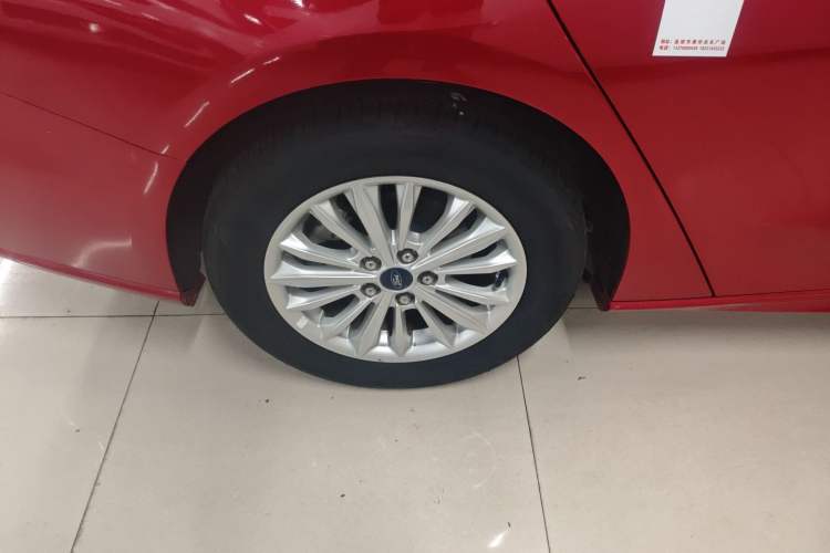 Used Ford Focus 2020 Sedan 1.5L Automatic Sharp Edition
