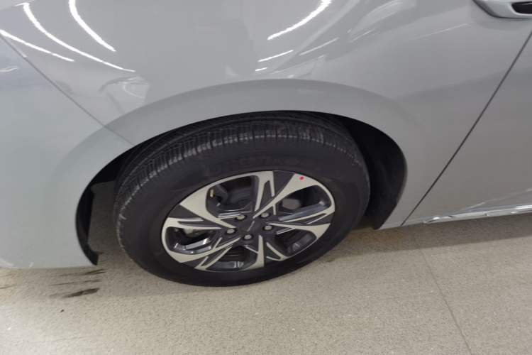 Used SAIC MAXUS G90 2022 2.0T Galaxy Seven-Seater Version