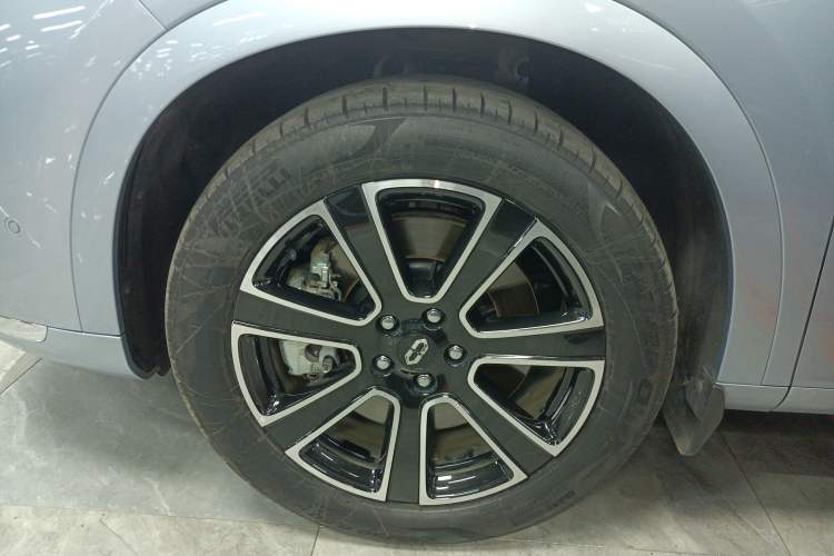 Used Hima AITO M7 2024 1.5T Intelligent Driving 4WD Pro Edition 5 Seats
