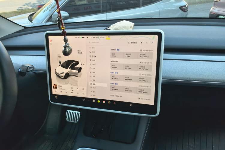 Used Tesla Model Y 2024 Rear-Wheel-Drive Version
