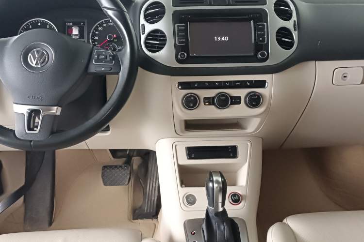 Used Volkswagen Tiguan 2015 1.8TSI Automatic Two-Wheel Drive Luxury Model
