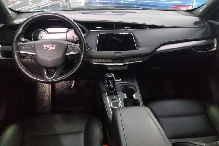 Used Cadillac XT4 2020 28T Two-Wheel-Drive Leading Version
