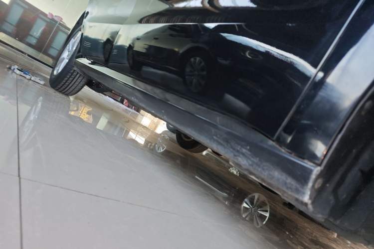 Used Volkswagen Lavida 2013 Revised Classic 1.6L Automatic Fashion Edition
