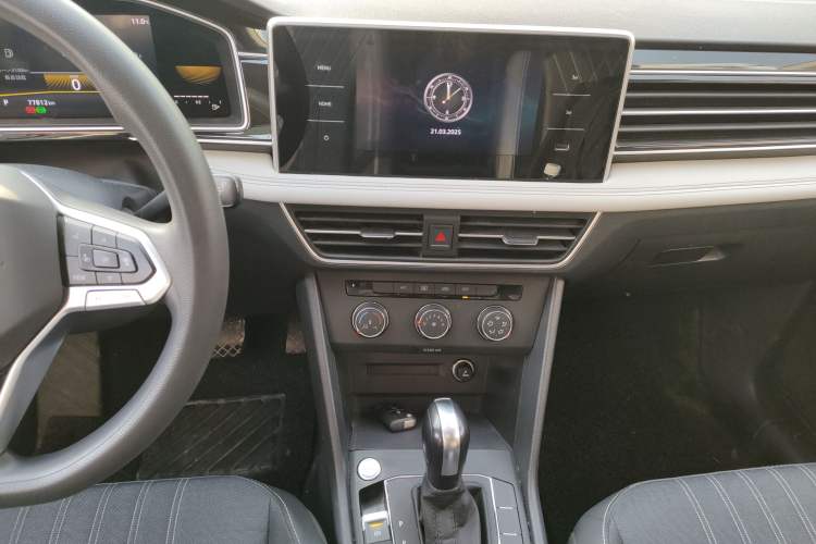 Used Volkswagen Tiguan L 2022 330TSI Automatic Two-Wheel Drive Comfort Edition
