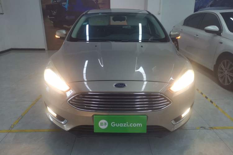 Used Ford Focus 2015 Sedan 1.6L Automatic Trend Model
